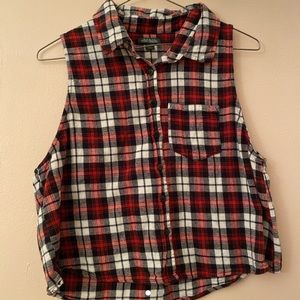 Crop plaid tee